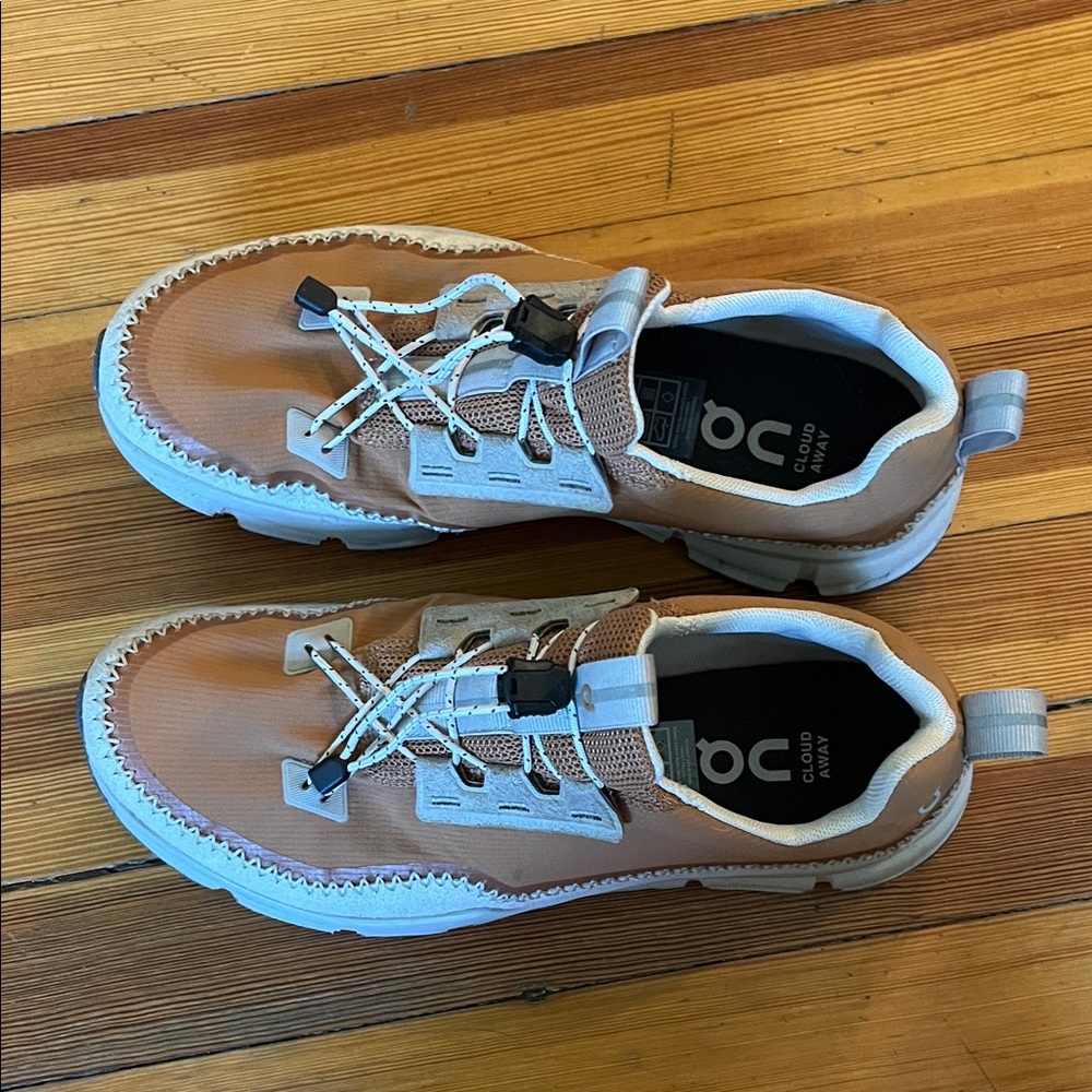 OC OnCloud Women's Stylish Athletic Statement Shoes - Old Gold, White and Tan